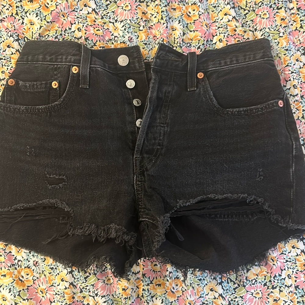 LEVIS SHORTS
